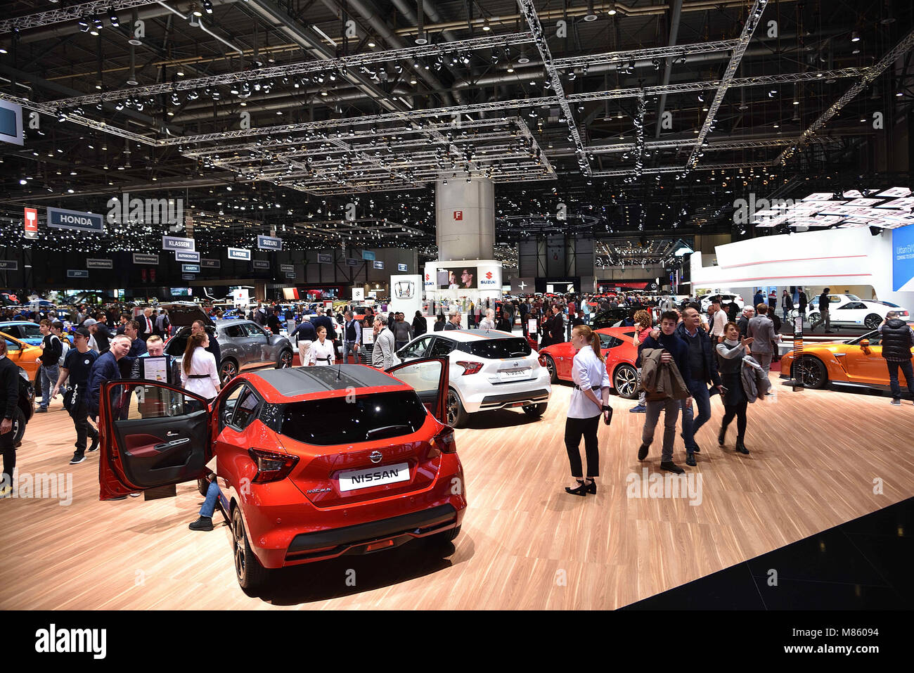 La 88th Geneva International Motor Show si svolge dal 8 al 18 marzo 2018 presso il Centro Espositivo Palexpo di Ginevra. L'evento è un annuale auto show tenutosi nella città svizzera di Ginevra. 8 Mar, 2018. Si tratta di uno dei principali eventi internazionali del settore automobilistico ed è frequentato da numerosi auto rendendo le aziende che espongono le nuove auto e concetti nel settore motoristico Credito: C) ImagesLive/ZUMA filo/Alamy Live News Foto Stock