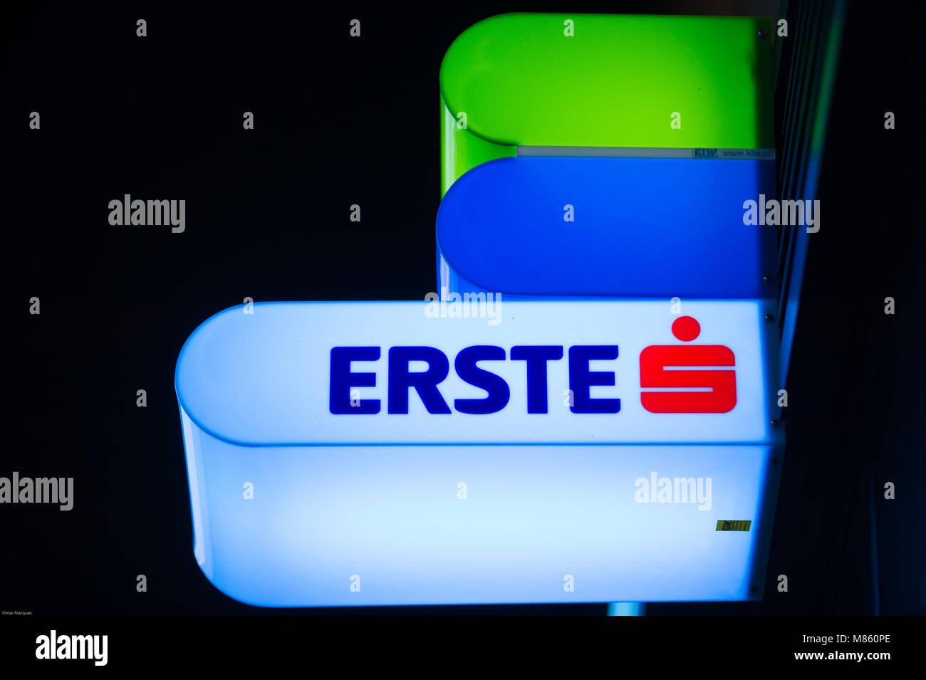 Vienna, Austria. Xiv Mar, 2018. Erste Bank logo che si vede in Vienna. Credito: Omar Marques/SOPA Immagini/ZUMA filo/Alamy Live News Foto Stock