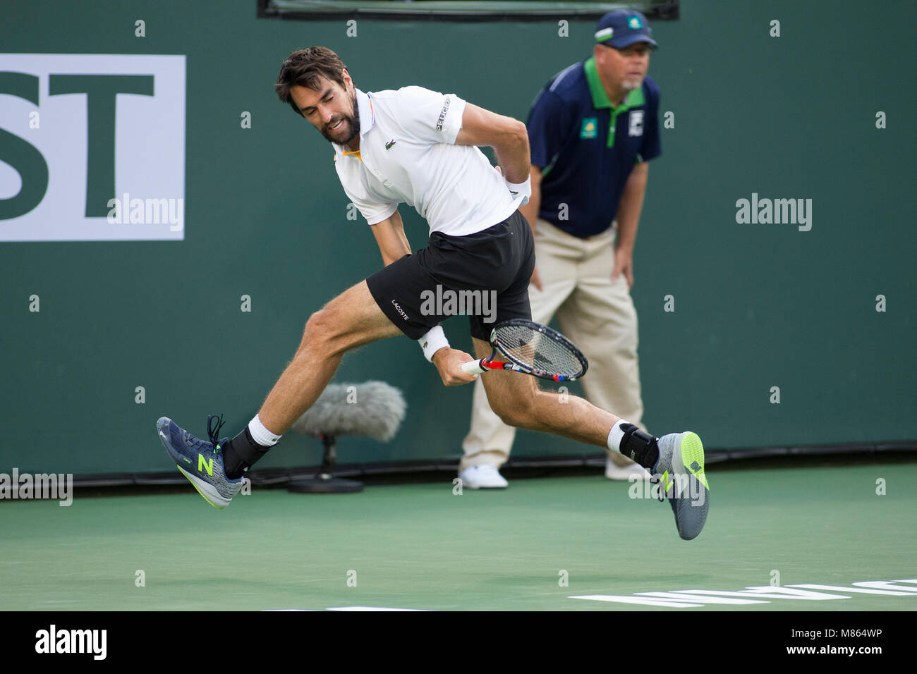 Indian Wells, California, Stati Uniti d'America. Xiv Mar, 2018. Jeremy Chardy (FRA) sconfitto da Roger Federer (SUI) 7-5, 6-4 in Wells Tennis Garden di Indian Wells, California. © Mal Taam/TennisClix/CSM/Alamy Live News Foto Stock