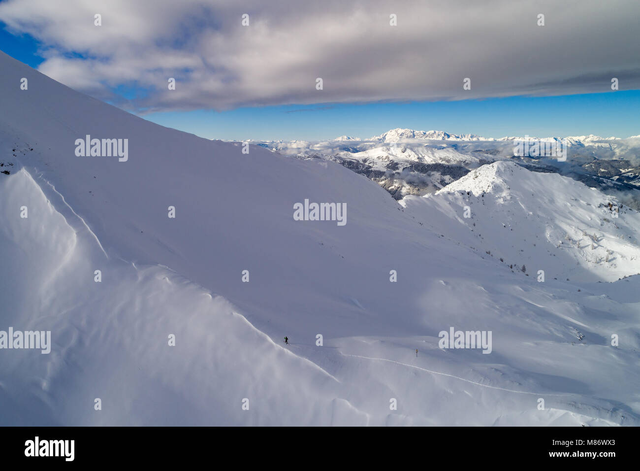 Donna sci in montagna,Zauchensee,Salisburgo, Austria Foto Stock
