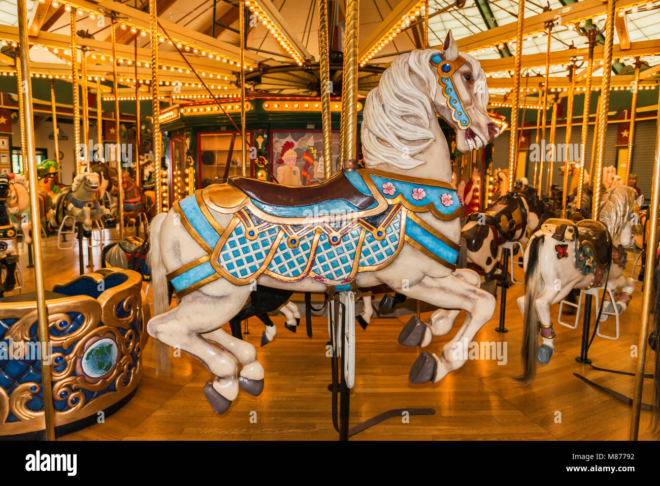 Giostra a cavallo per la giostra Missoula parco divertimenti di Missoula, Montana, USA Foto Stock
