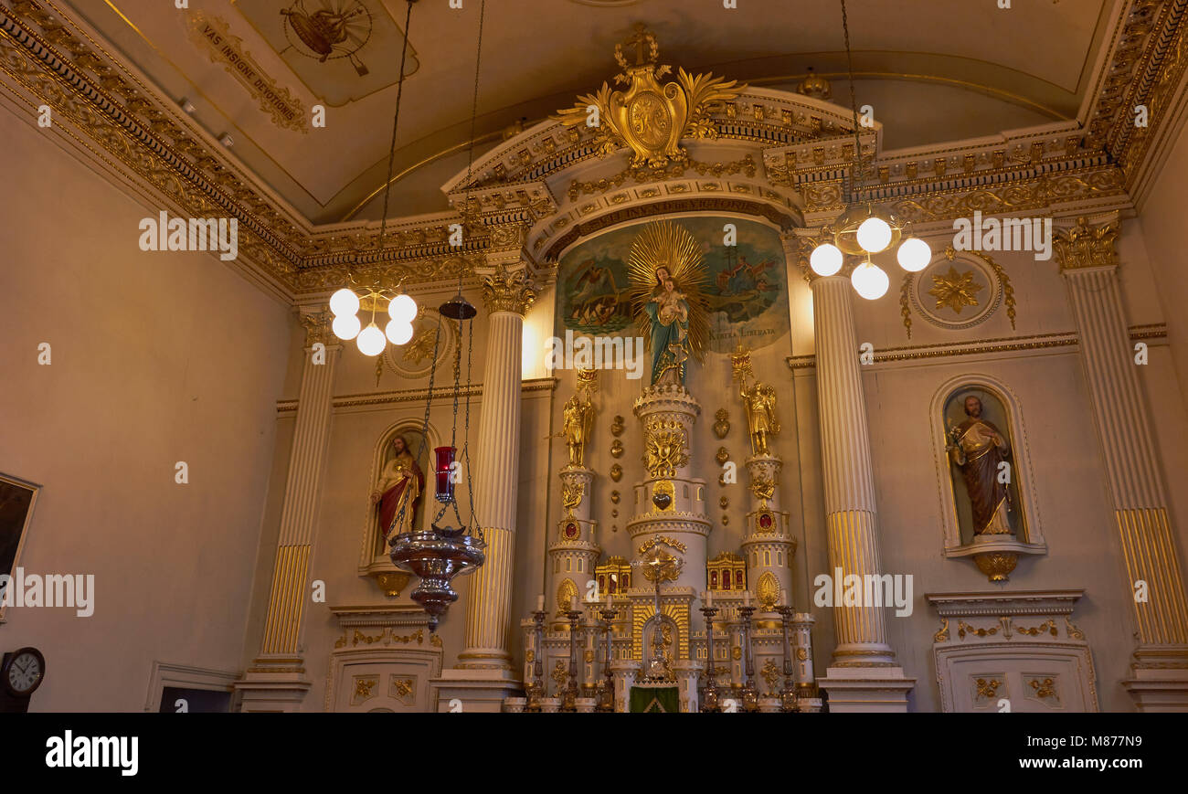 Decorativi ornati interno di Notre Dame des Victoires chiesa inferiore della città, Quebec, Canada. Costruito tra il 1687 e il 1723 Foto Stock