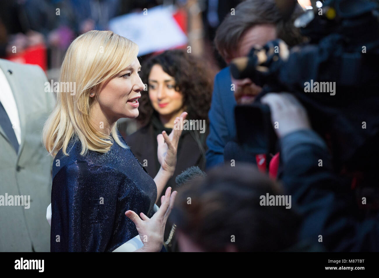 Londra, UK, 17 ottobre 2015, Cate Blanchett, lo screening di 'Carol' a BFI London Film Festival di Odeon Leicester Square. Mariusz Goslicki/Alamy Foto Stock