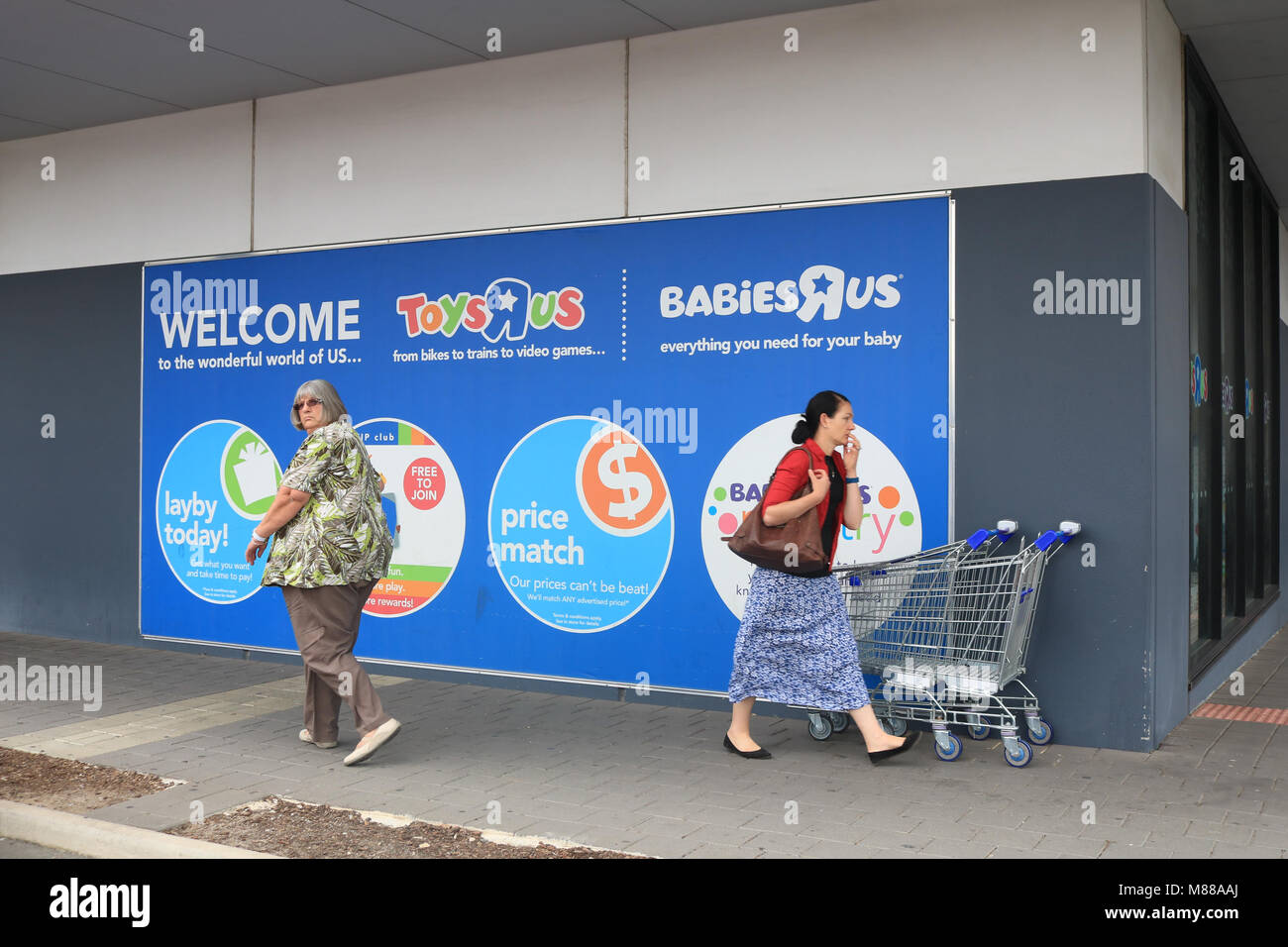 Adelaide Australia. 16 marzo 2018. Toys "R" Us e neonati "R" Us negozi in  Australia che impiegano 2.700 persone si trovano di fronte a un futuro  incerto minaccia di chiusura e perdite