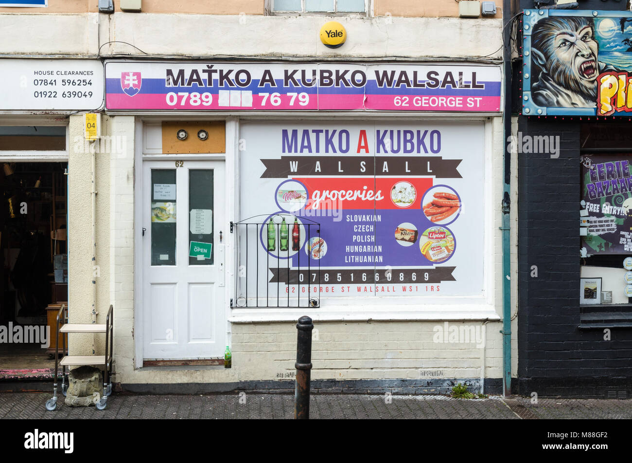 Matko un Kubko Europa orientale negozio di alimentari in Walsall nel West Midlands Foto Stock