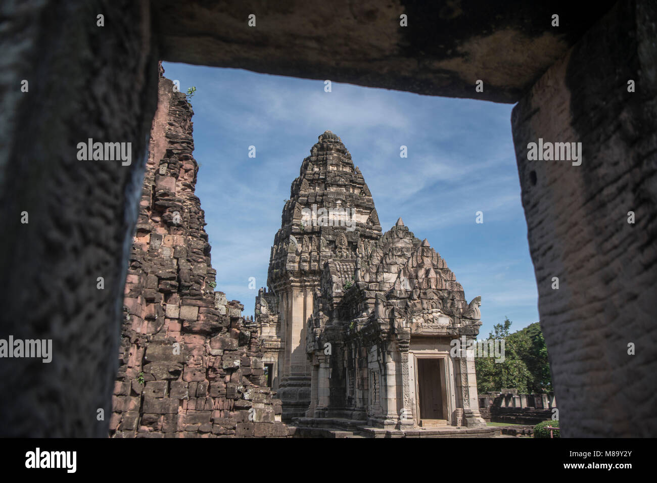 Il tempio Khmer rovine di Phimai parco storico presso il Festival di Phimai nella città di Phimai in Provinz Nakhon Ratchasima in Isan in Thailandia Foto Stock