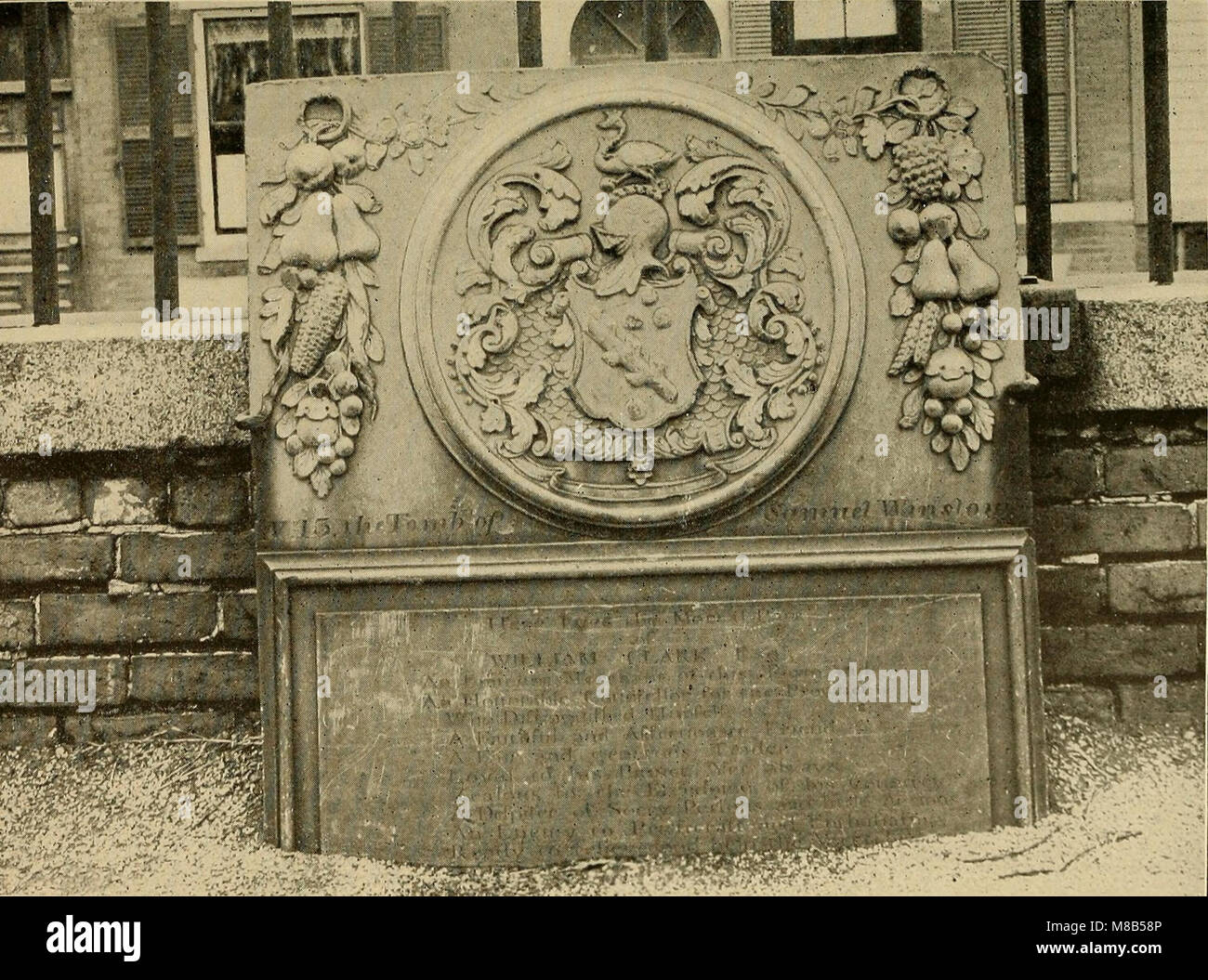 Schizzo storico di copp sulla collina di seppellimento di massa, con iscrizioni e pittoresco epitaffi (1921) (14594040757) Foto Stock