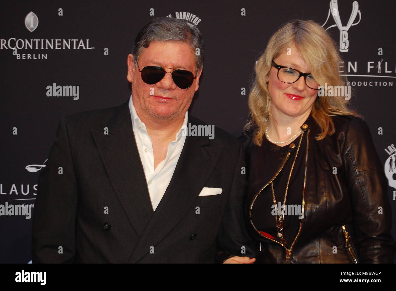 Claude-Oliver Rudolph und Partnerin Schlosstheater-Intendantin Dott.ssa Bettina Wilts 10 Jahre LBFilms - 08.02.2014 Hotel Intercontinental Berlin Berlinale Foto Stock