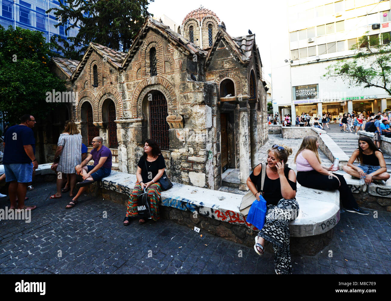 La chiesa di Panaghia Kapnikarea di Atene del centro città. Foto Stock