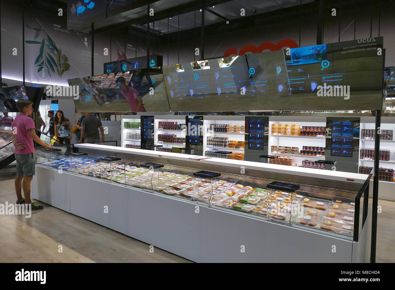 Futuro distretto alimentare svela il supermercato del futuro a Expo Milano 2015 da Coop Italia la più grande catena di supermercati Foto Stock