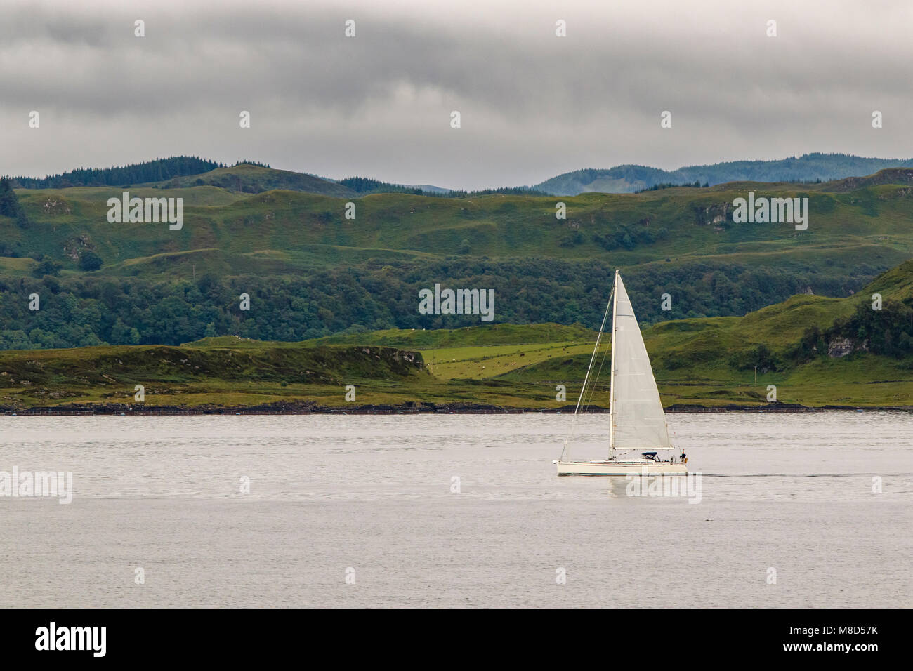 Oban, Scozia / Regno Unito - Lug 09 2017: barca a vela. Foto Stock