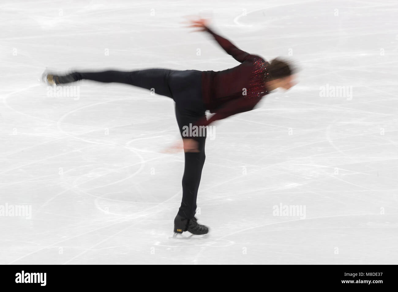 Motion Blur azione del concorrente maschile nel pattinaggio di figura uomini,s Singles la libera concorrenza a i Giochi Olimpici Invernali PyeongChang 2018 Foto Stock