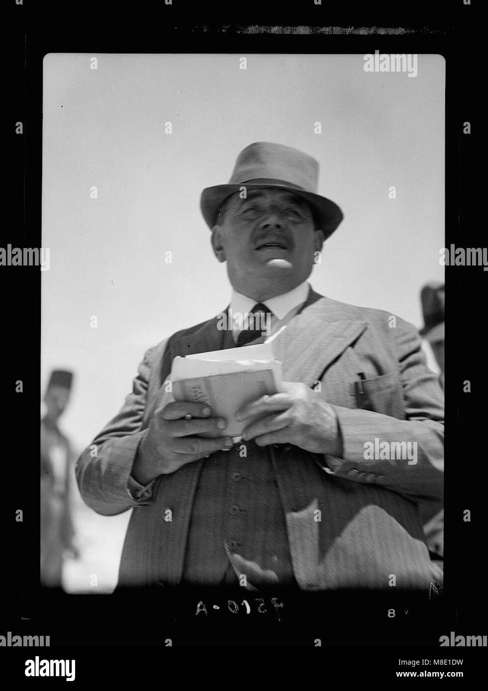 Monsieur & Madame Edouar (cioè, Edouard Herriot) visita a Gerusalemme, 11 maggio 1938. Il sig. Herriot, da soli, close up matpc LOC.18480 Foto Stock