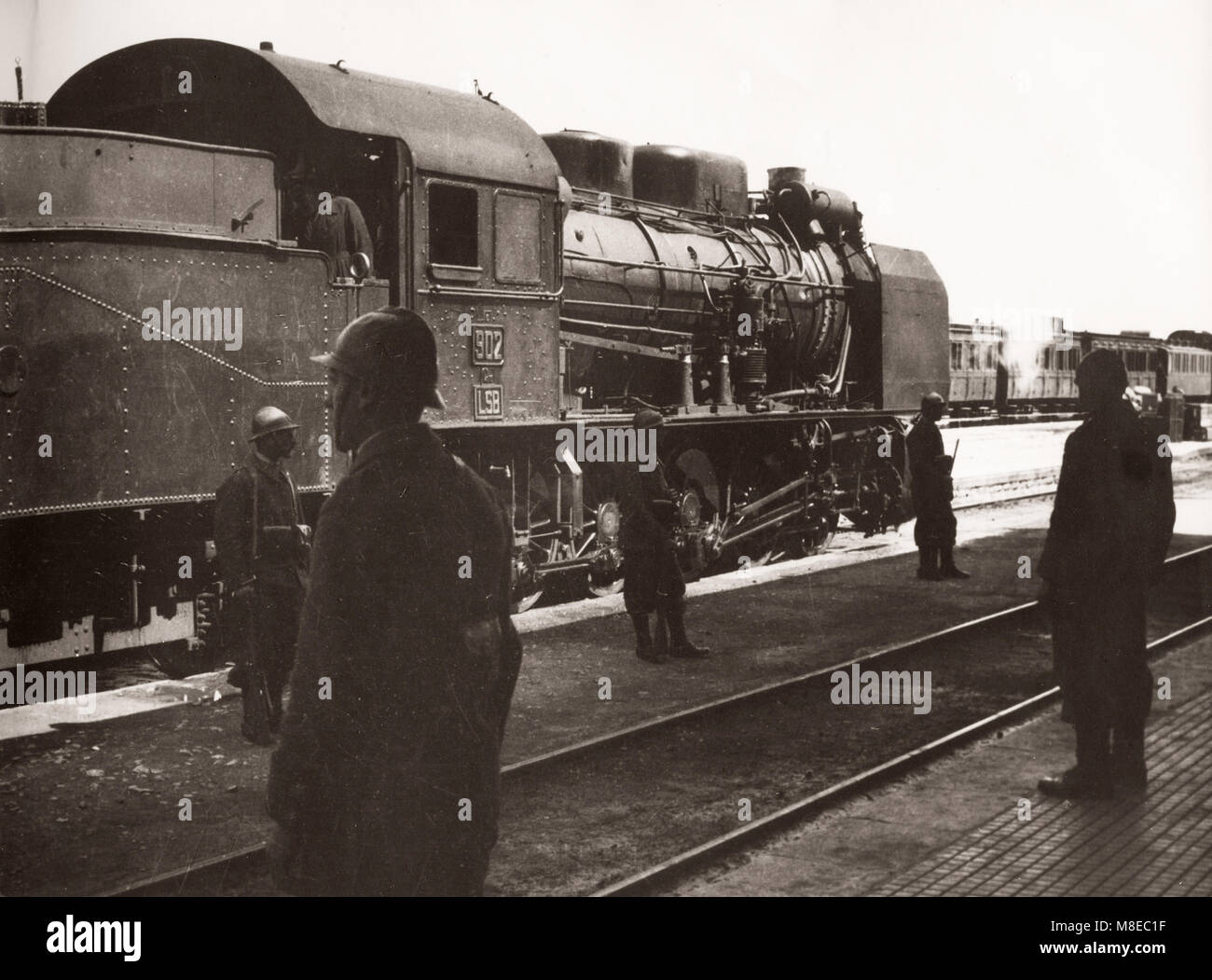 1940's Siria - Il toro treno express che ha portato l'Unione rifugiati in tutta la Turchia la frontiera in Siria durante la II Guerra Mondiale Foto Stock