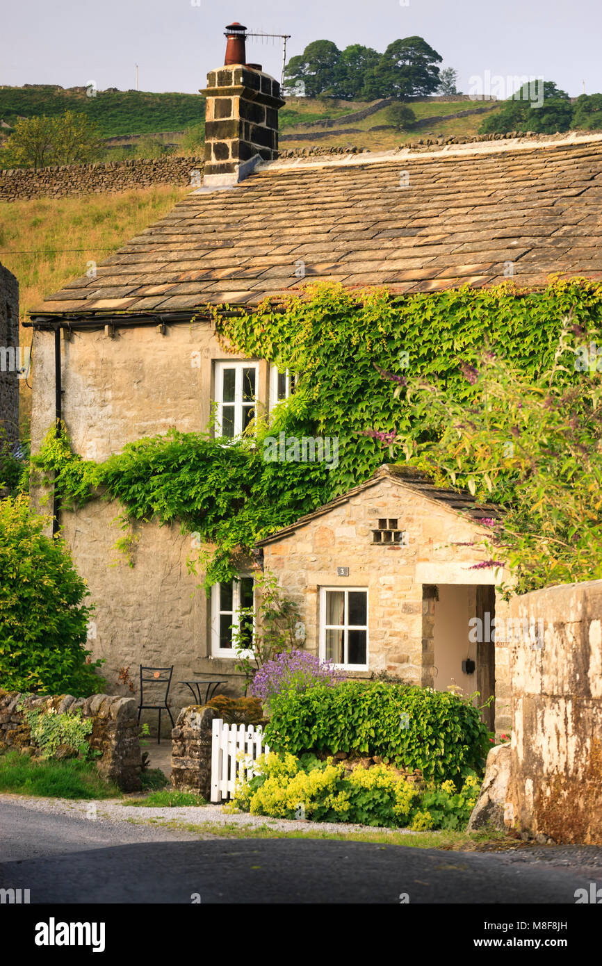 Cottage tipici Hebden Craven North Yorkshire, Inghilterra Foto Stock