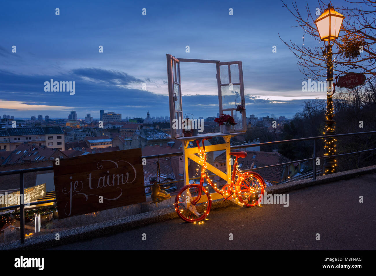 Decorazioni avvento nella città vecchia Zagreb, Croazia Foto Stock