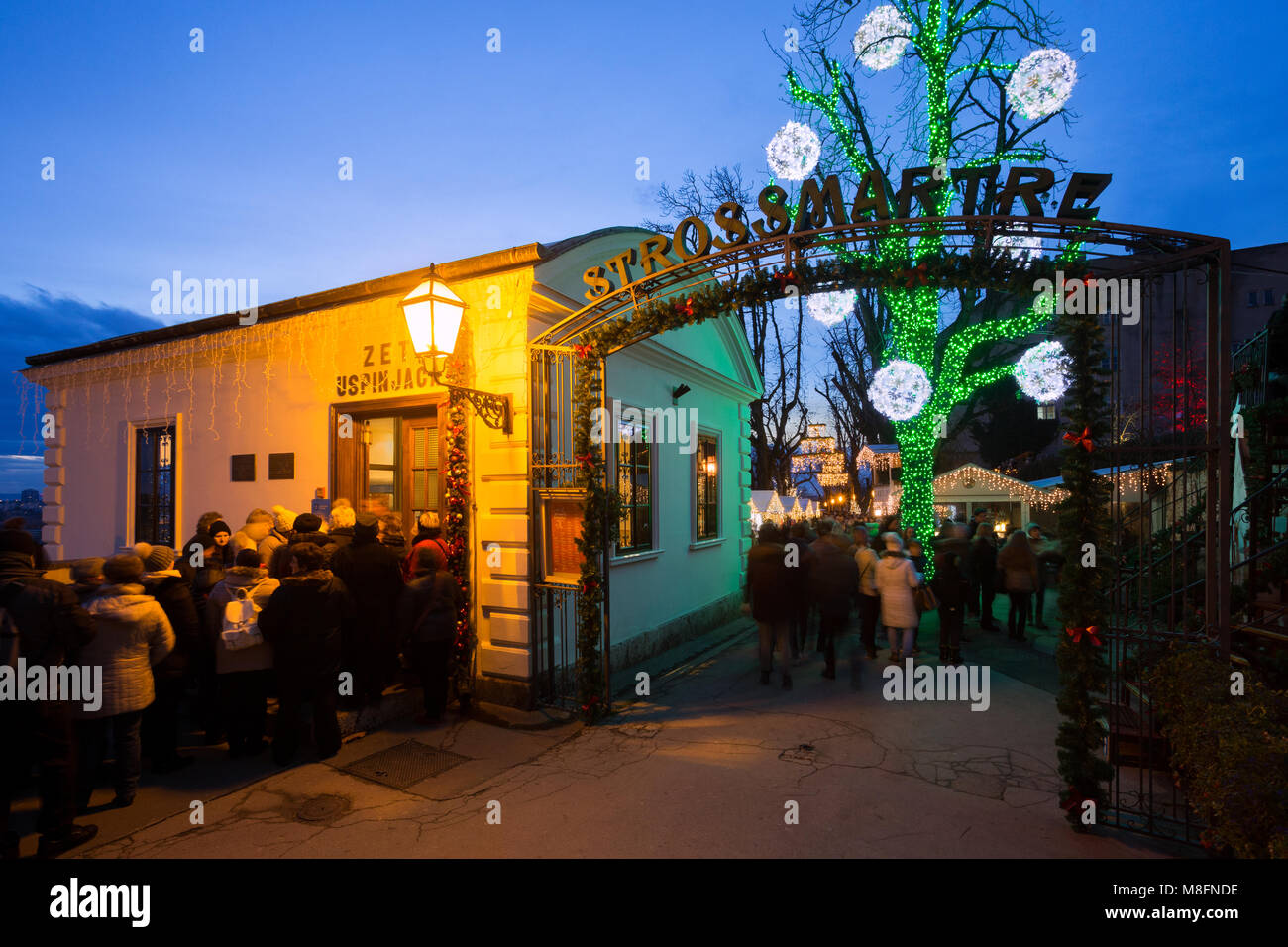 Famose città di Zagabria avvento posizione lungomare Strossmayer in serata, Croazia Foto Stock