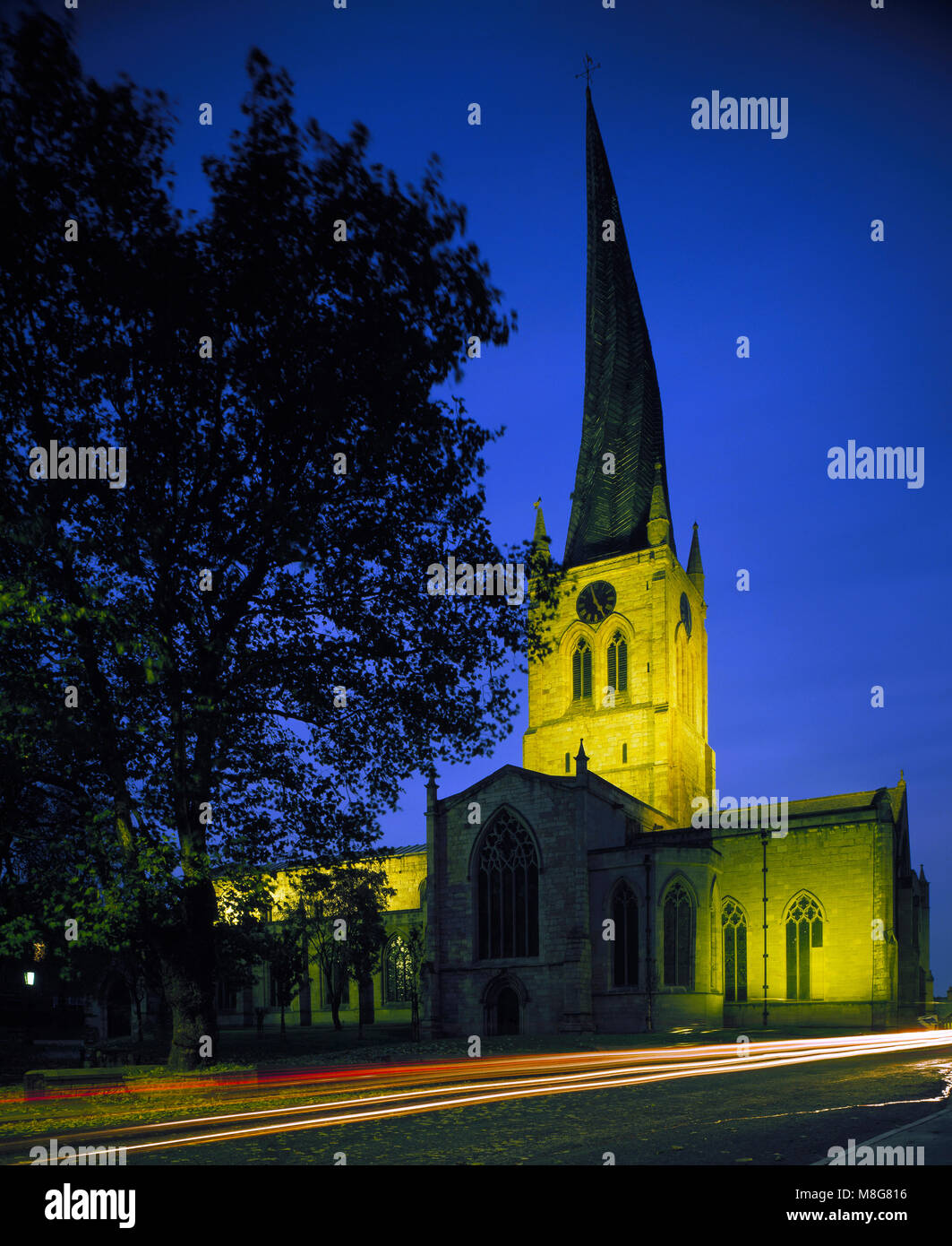 Santa Maria e Chiesa di Tutti i Santi Chesterfield, Derbyshire England Regno Unito Foto Stock