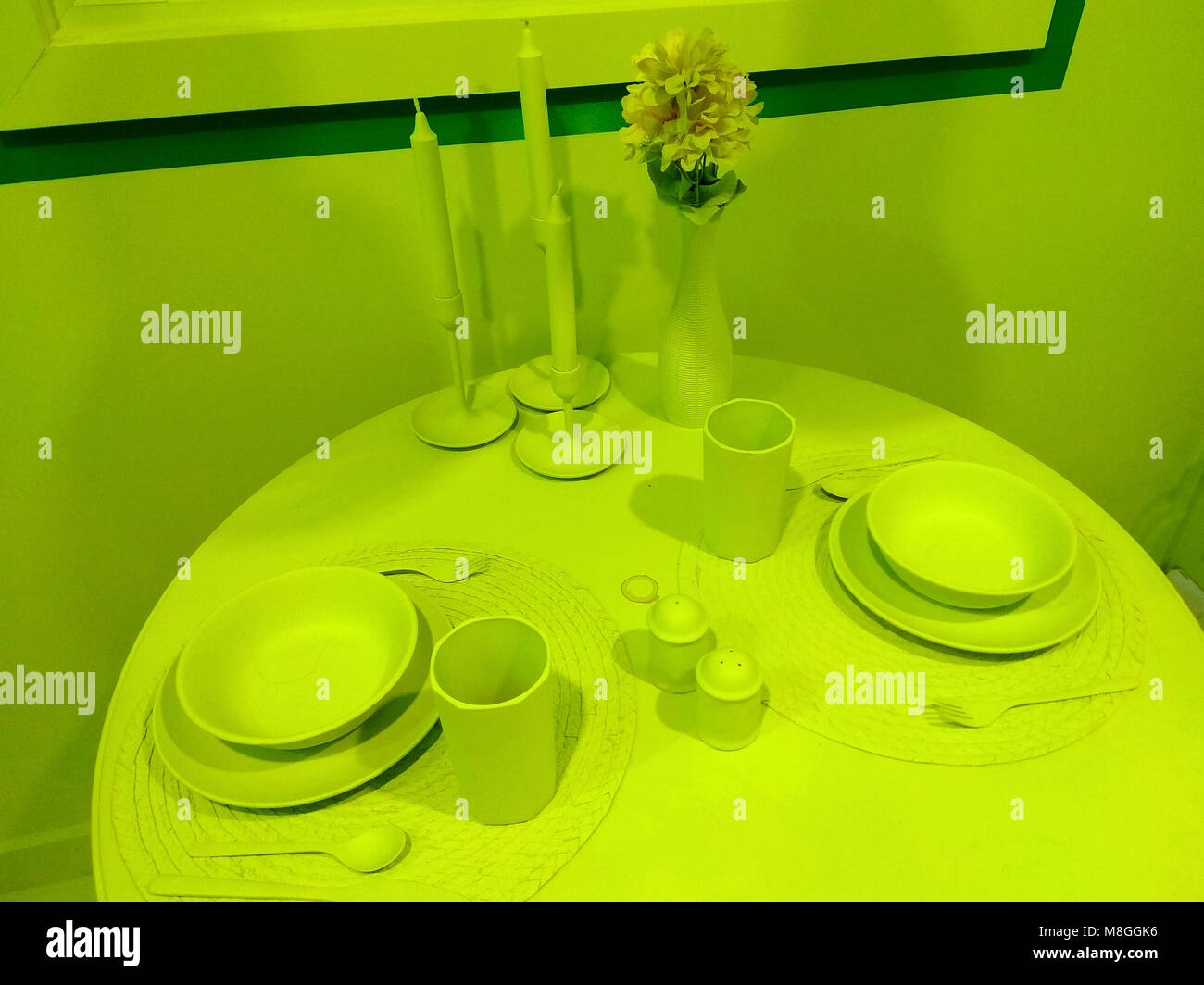 Cucina a colori verdi - concetto di ambiente verde Foto Stock