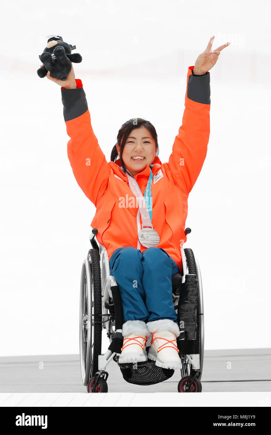 Pyeongchang, Corea del Sud. Xviii Mar, 2018. Momoka Muraoka (JPN) Sci Alpino : Donna Donna Seduta Slalom Medal Ceremony in corrispondenza di Jeongseon Alpine Center durante la PyeongChang 2018 Paralimpiadi Giochi invernali di Pyeongchang, Corea del Sud . Credito: Yusuke Nakanishi AFLO/sport/Alamy Live News Foto Stock