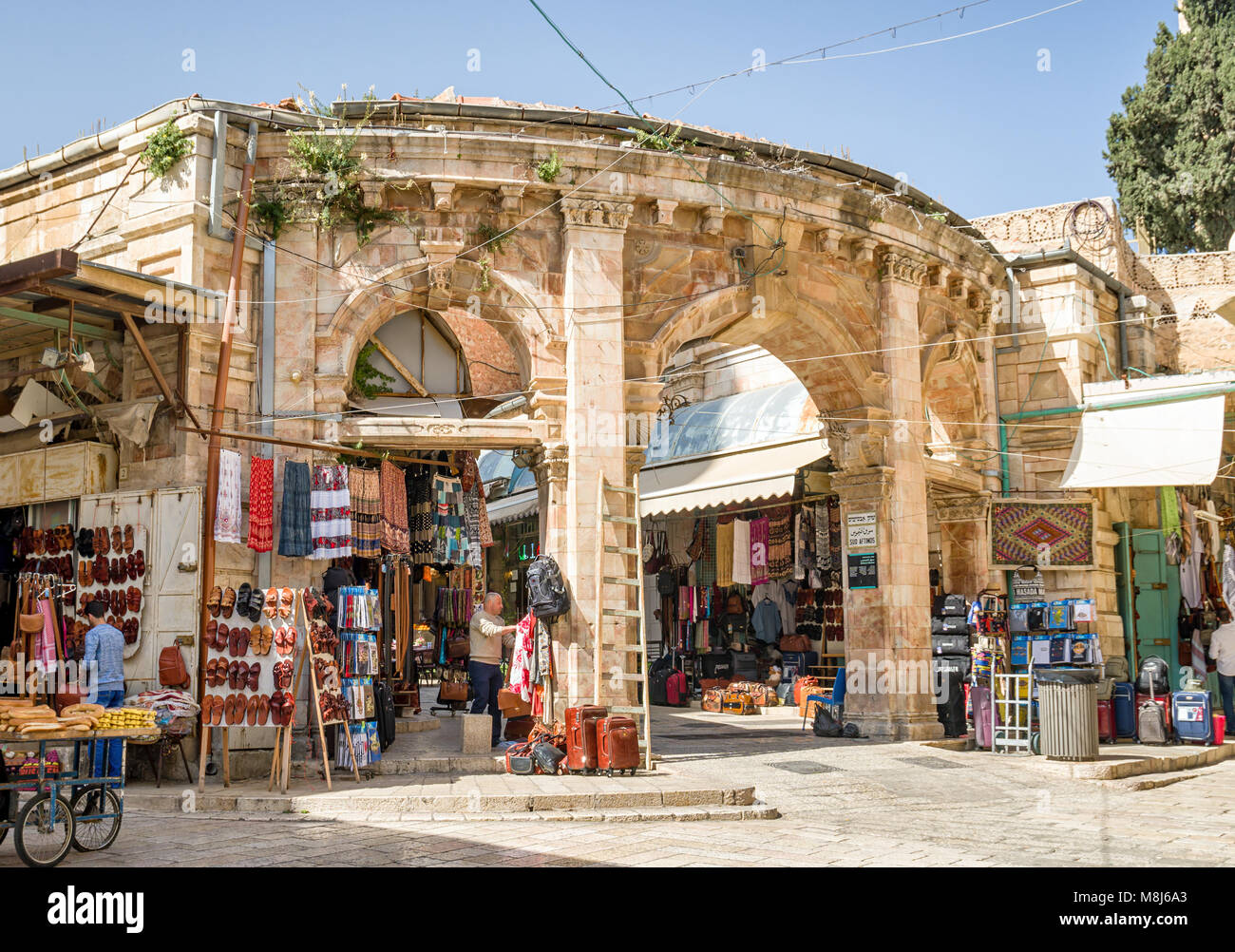 Gerusalemme, Israele - 21 Aprile 2017: Centro commerciale per lo shopping nella parte vecchia di Gerusalemme, Israele Foto Stock