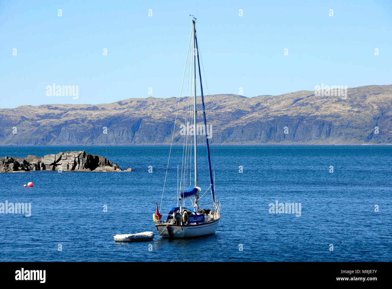 Singolo yacht ormeggiati, Seil Isola, Scozia Foto Stock