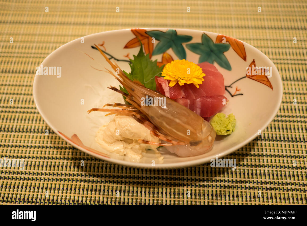 Sashimi serviti come antipasto in una cena kaiseki Foto Stock