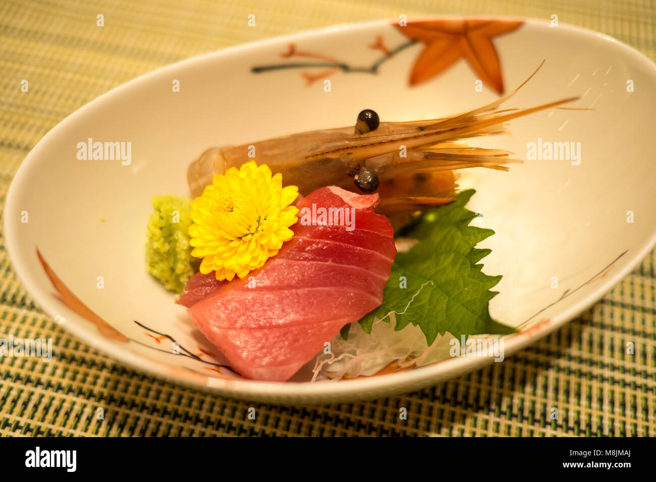 Sashimi serviti come antipasto in una cena kaiseki Foto Stock