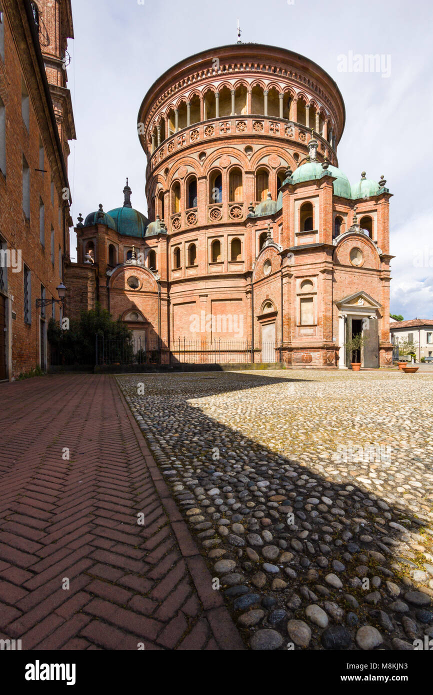 Il Santuario di Santa Maria della Croce / Santuario di Nostra Signora della Croce, fuori / esterno Crema, Italia, una chiesa di pellegrinaggio di c. 1500-1540 Foto Stock