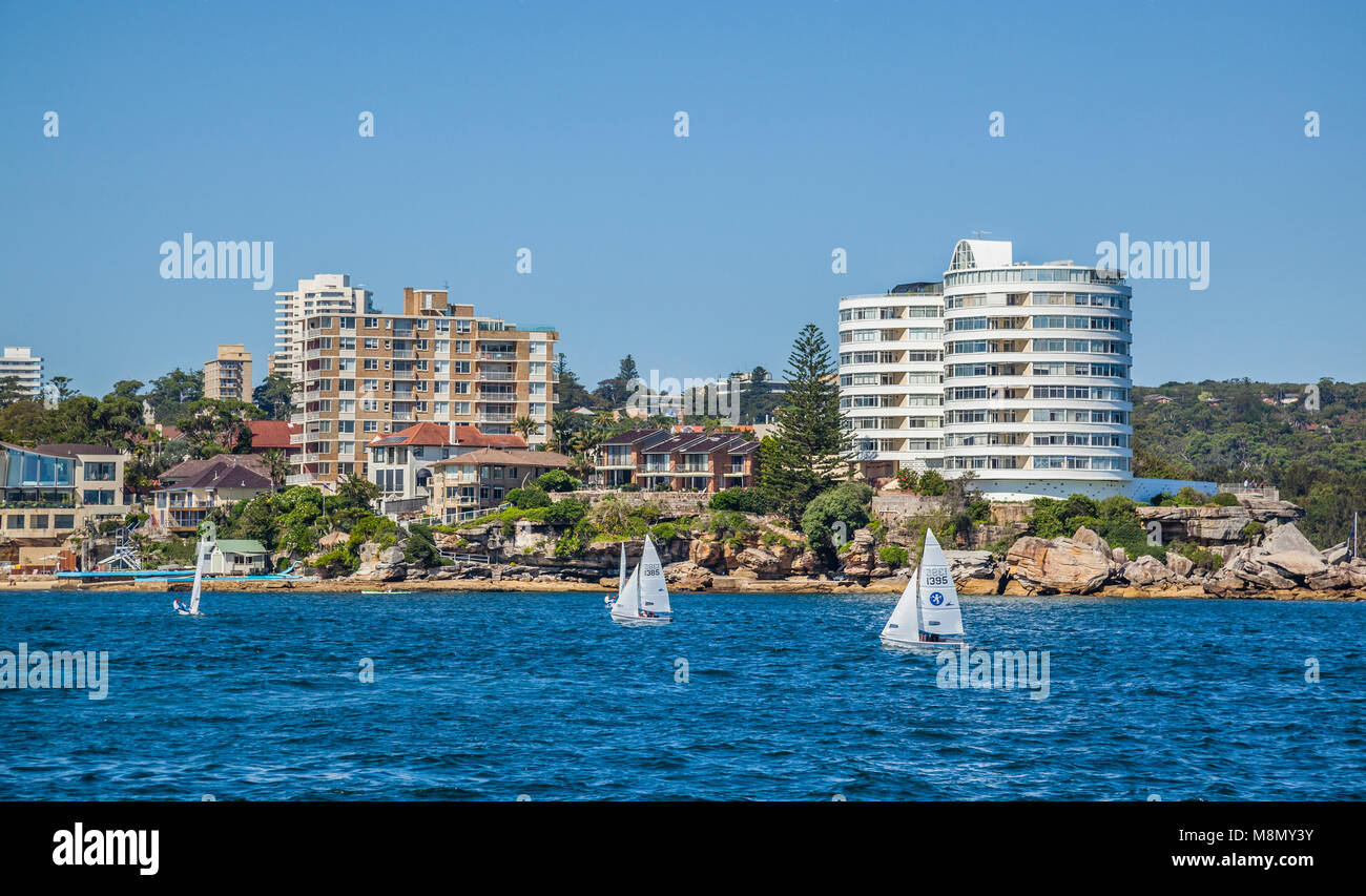 Torri di Kilburn, una strepitosa coppia di appartamento circolare torri sul punto Smedleys, Manly sul lato meridionale di Manly Cove in Sydney Nord del porto, nuovo Foto Stock