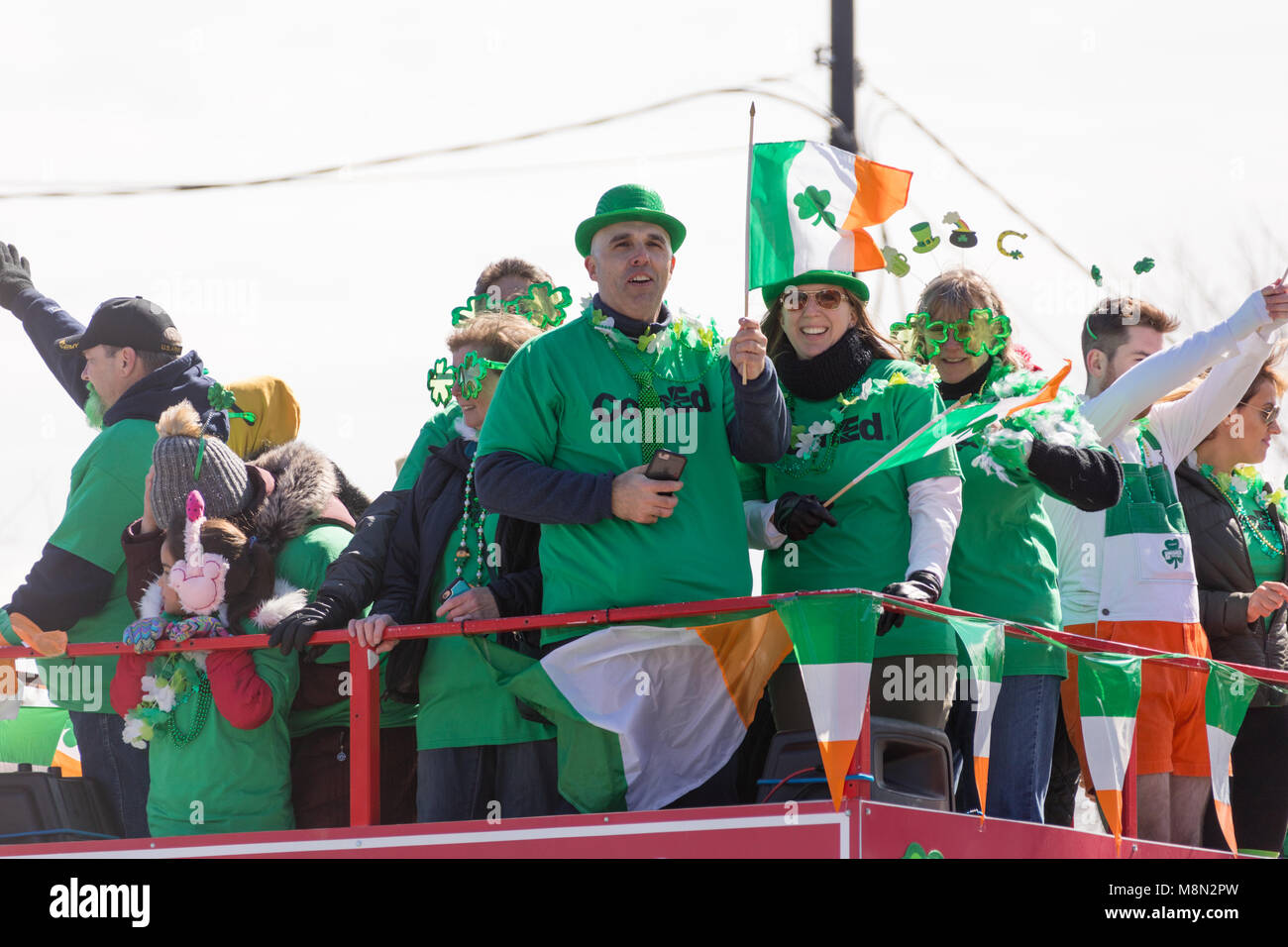 Chicago, Illinois, Stati Uniti d'America - 17 marzo 2018, la festa di San Patrizio Parade è un bene culturale e di celebrazione religiosa dall' Irlanda in onore di San Patrizio. Foto Stock