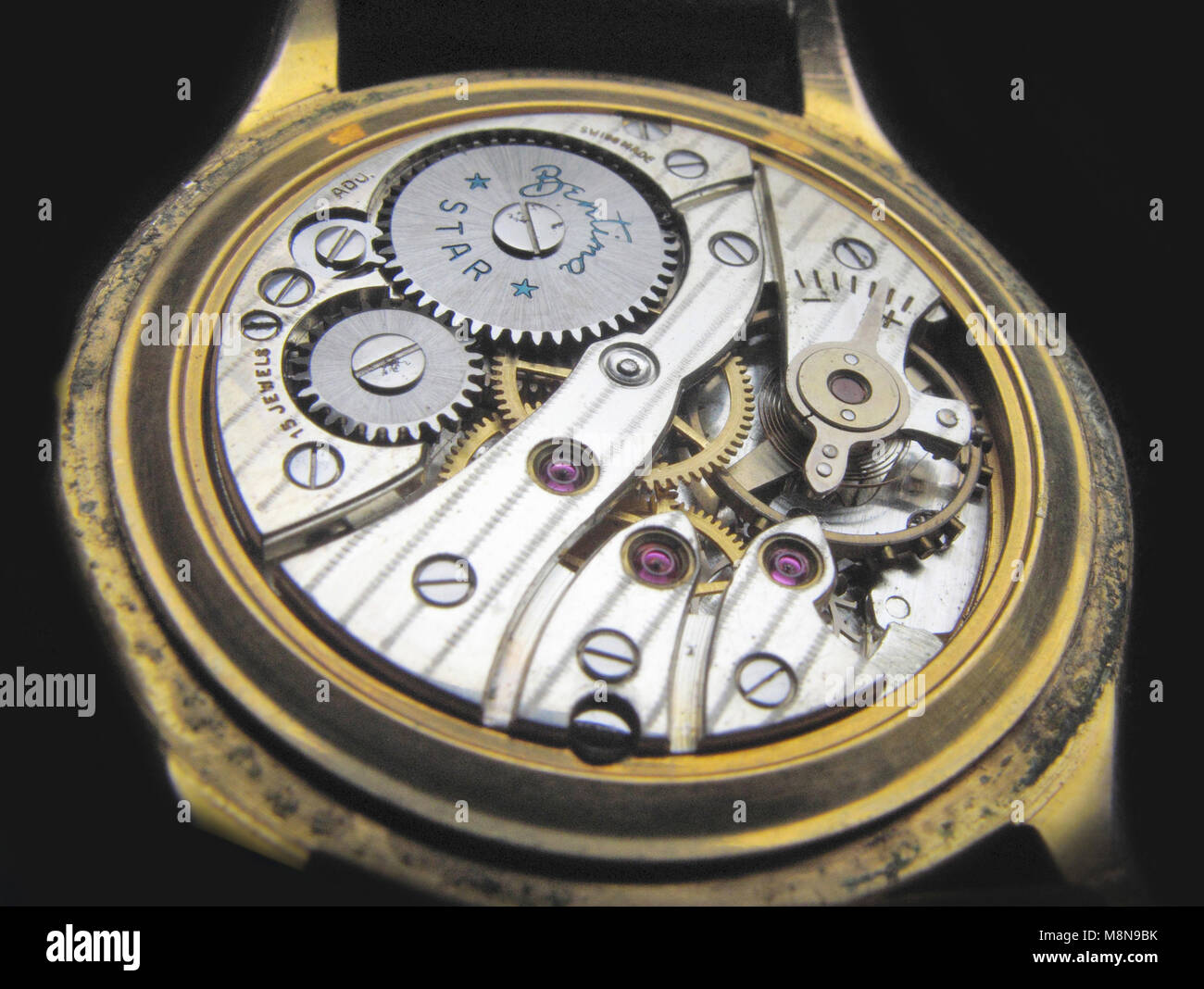 Orologio meccanico immagini e fotografie stock ad alta risoluzione - Alamy