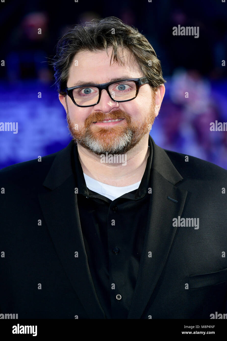 Ernest Cline frequentando la premiere europeo di pronto il giocatore uno tenuto presso la Vue West End nel quadrato di Leicester, Londra. Foto Stock