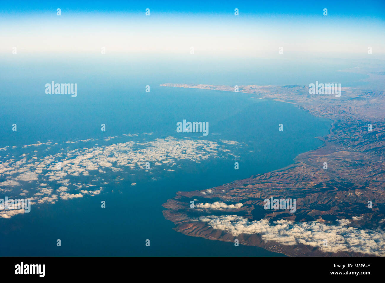 Vista aereo del Nord Africa il continente e il mare Mediterraneo Foto Stock