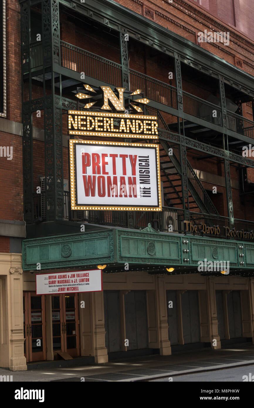 "Pretty Woman il Musical' Marquee al David T. Nederland Theatre, NYC, STATI UNITI D'AMERICA Foto Stock
