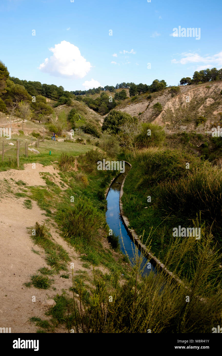 Da Fuente Grande a Alfacar a tredici chilometri prima del canale costruito nel XI secolo porta acqua nella città di Granada a Alb di alimentazione Foto Stock