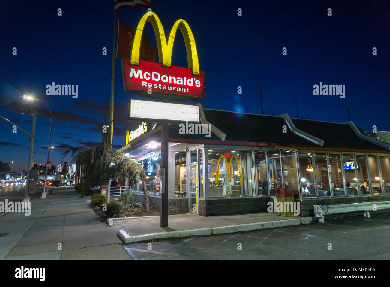 Un ristorante McDonald's a Long Island City quartiere di Queens a New York Martedì, Marzo 13, 2018. (Â© Richard B. Levine) Foto Stock