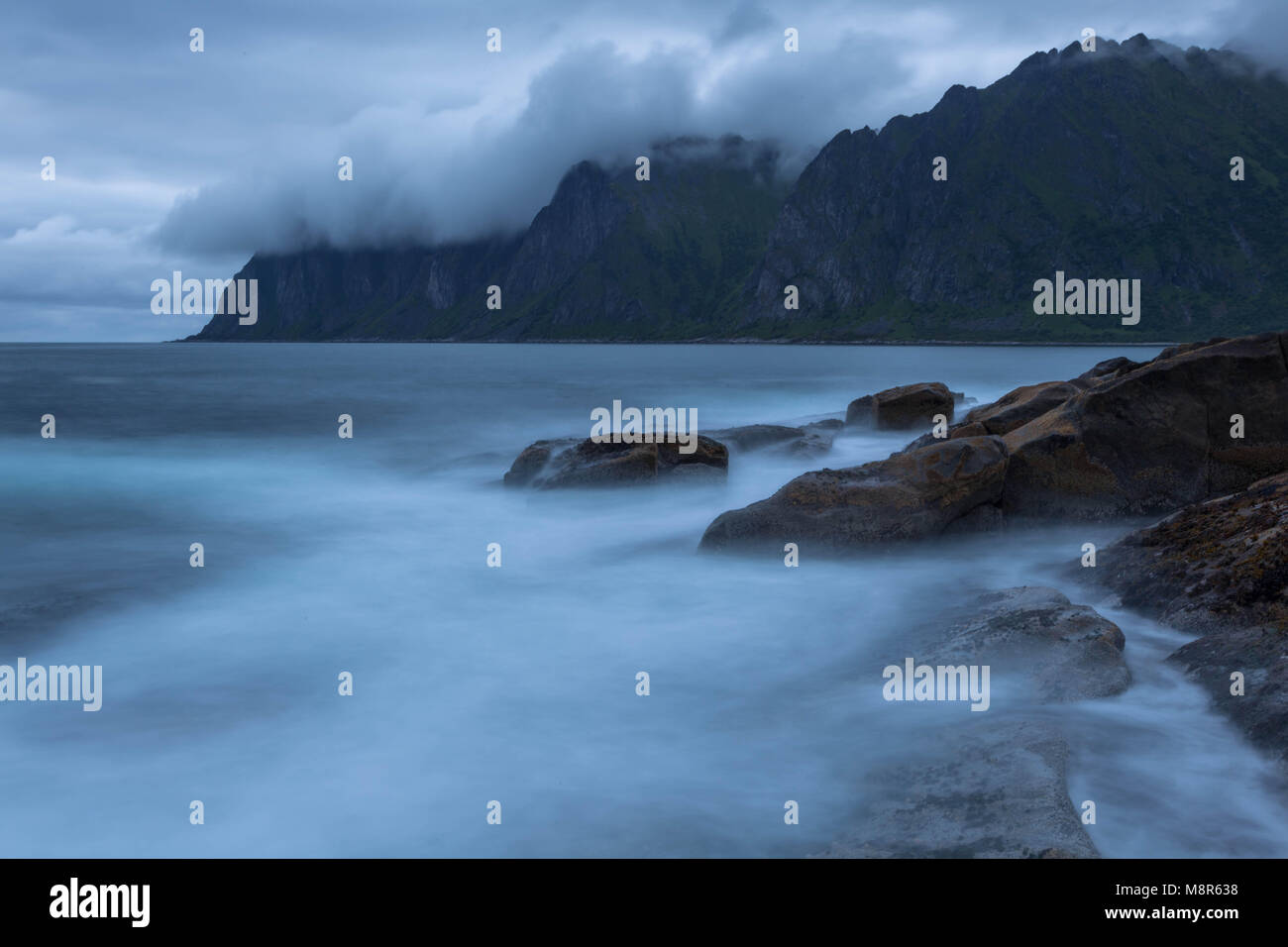 Scena da Tungeneset, Senja, Norvegia Foto Stock