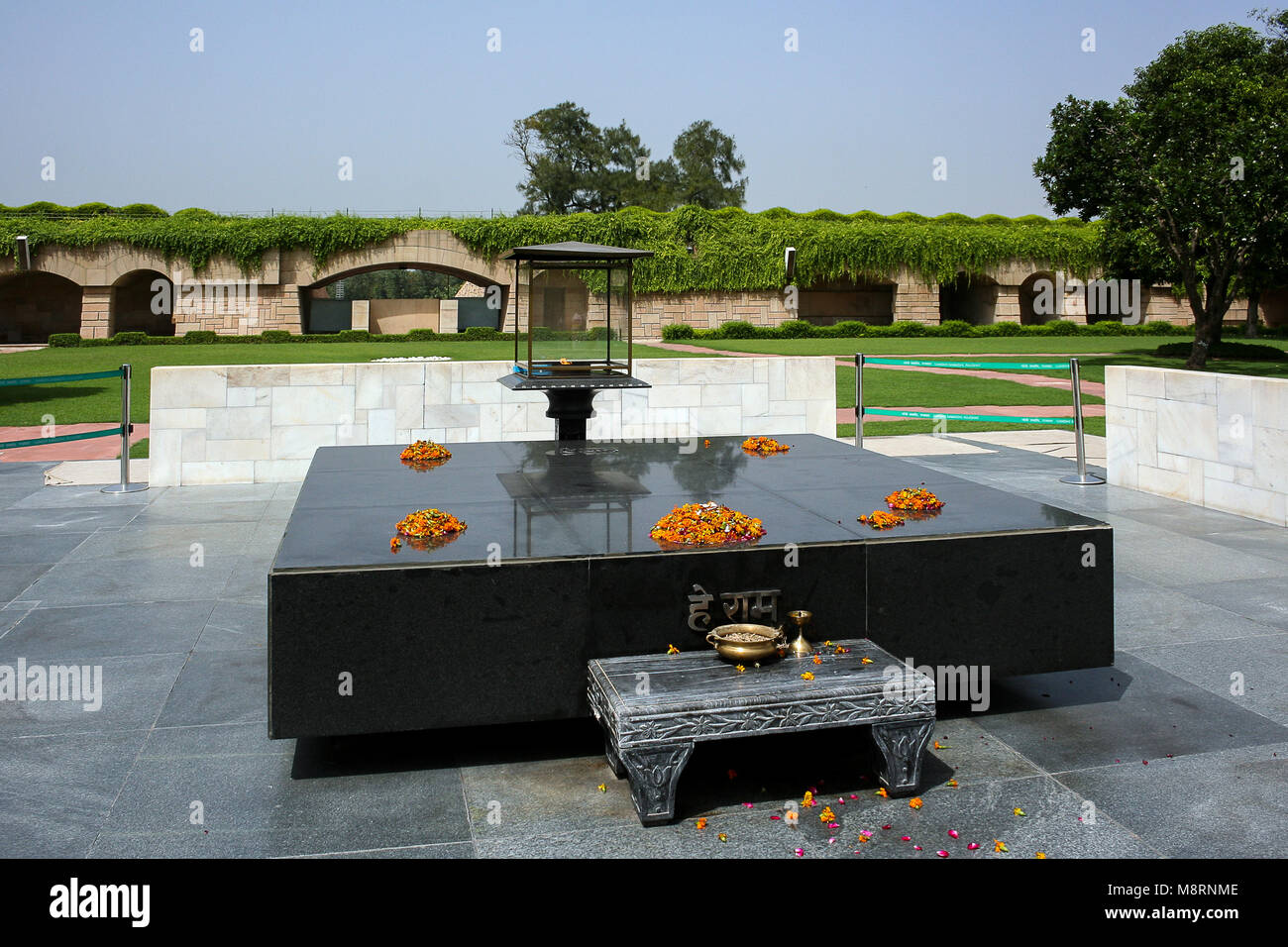 Memoriale di Gandhi, New Delhi, India: Raj Ghat,la tomba di Gandhi a Nuova Delhi, India Foto Stock