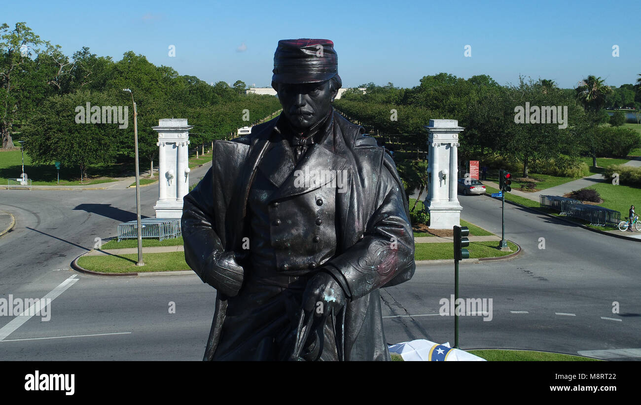 La statua equestre del generale confederato PGT Beauregard a New Orleans, Louisiana. La statua è stata rimossa nel 2017. Foto Stock