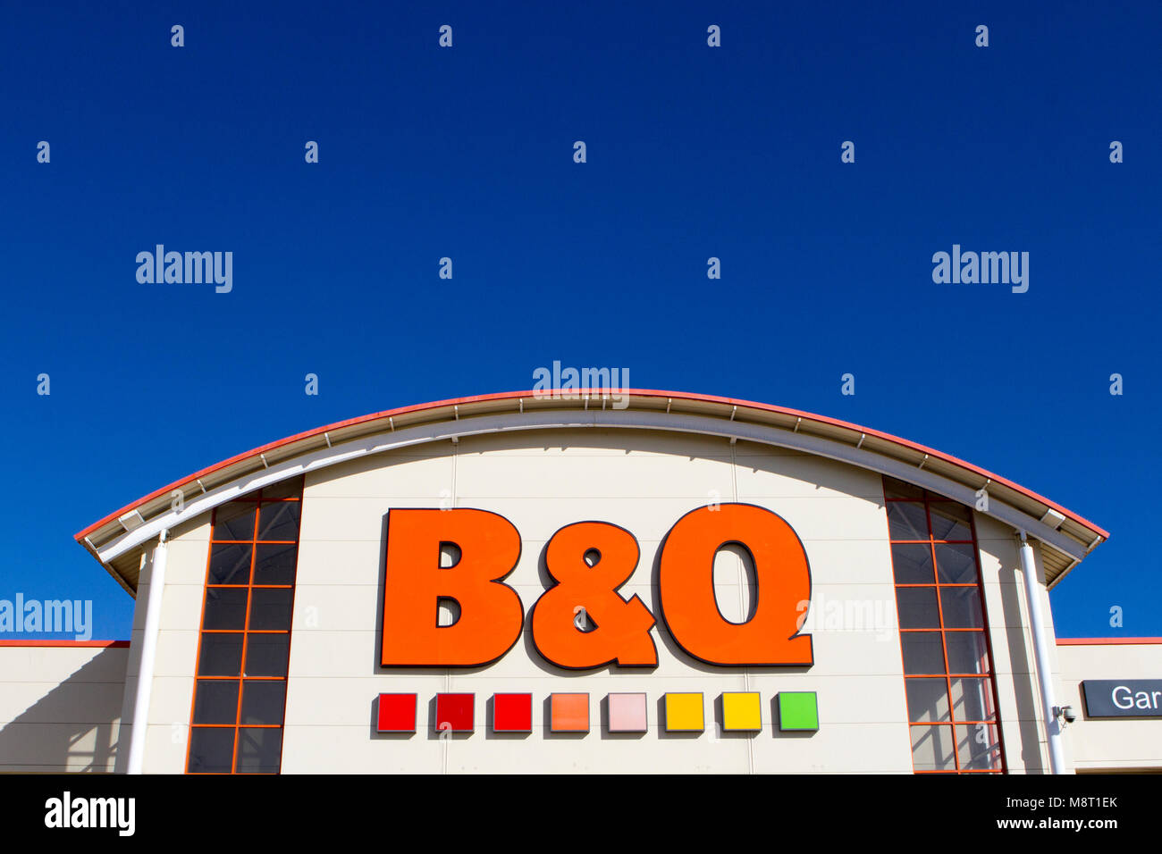 B & q superstore retail park mall shopping center complex shop Negozi i Negozi Negozio vetrina commerciale di business Foto Stock