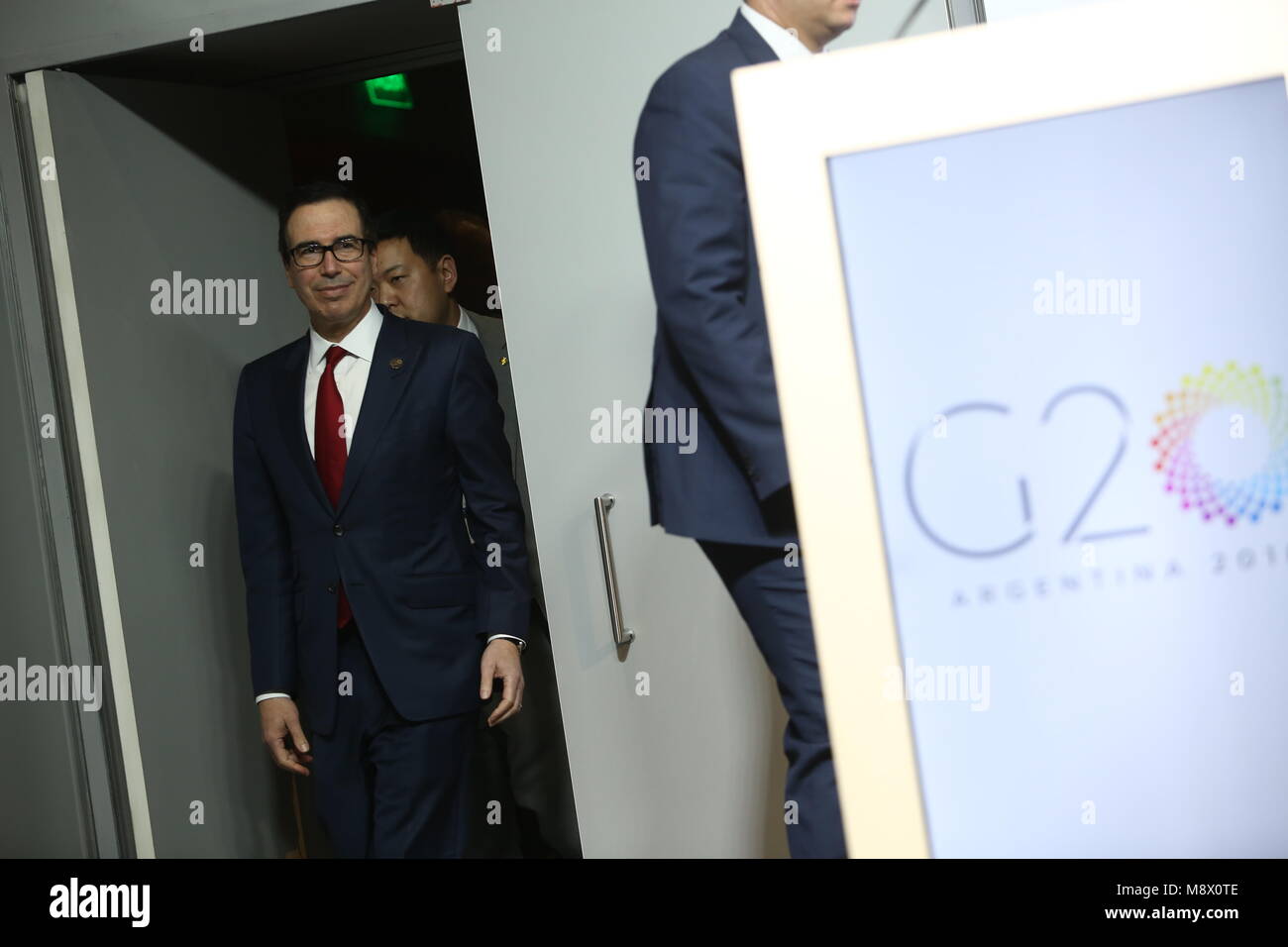 Il 20 marzo 2018, Argentina Buenos Aires: Steven Mnuchin, noi il ministro delle Finanze, arriva per una conferenza stampa nel corso del vertice G20 nella capitale argentina. Foto: Sebastian Pani/dpa Foto Stock