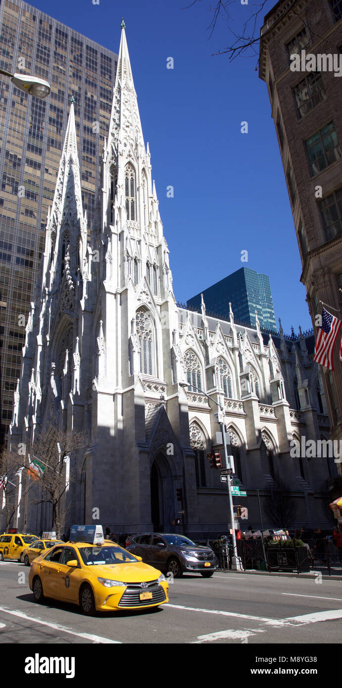 La Cattedrale di St Patrick, Fifth Avenue, New York City. Foto Stock