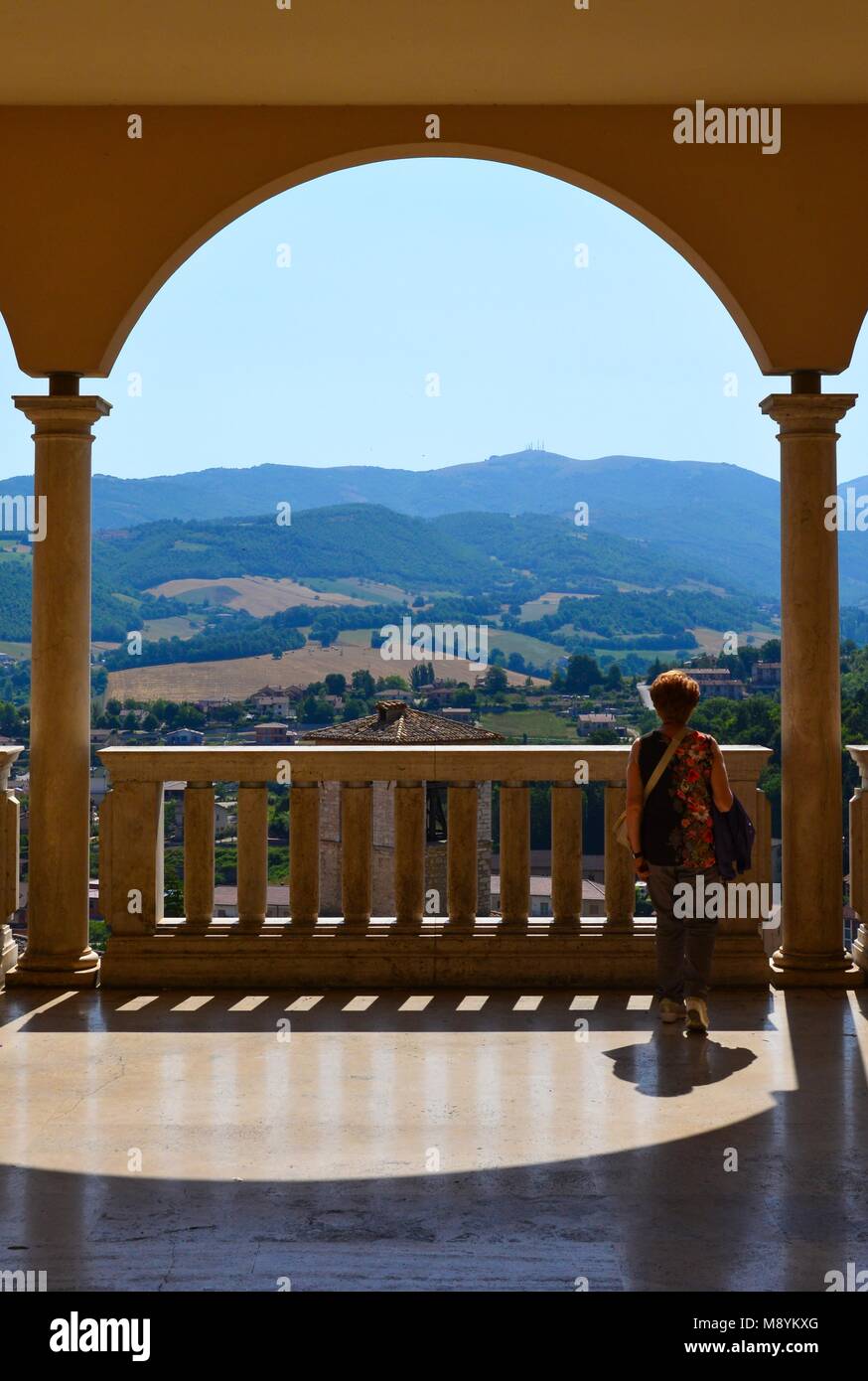Cascia, Italia - Il bel centro storico della cittadina medievale nella regione Umbria, Italia centrale, famosa per il santuario Cattolico di Santa Rita Foto Stock