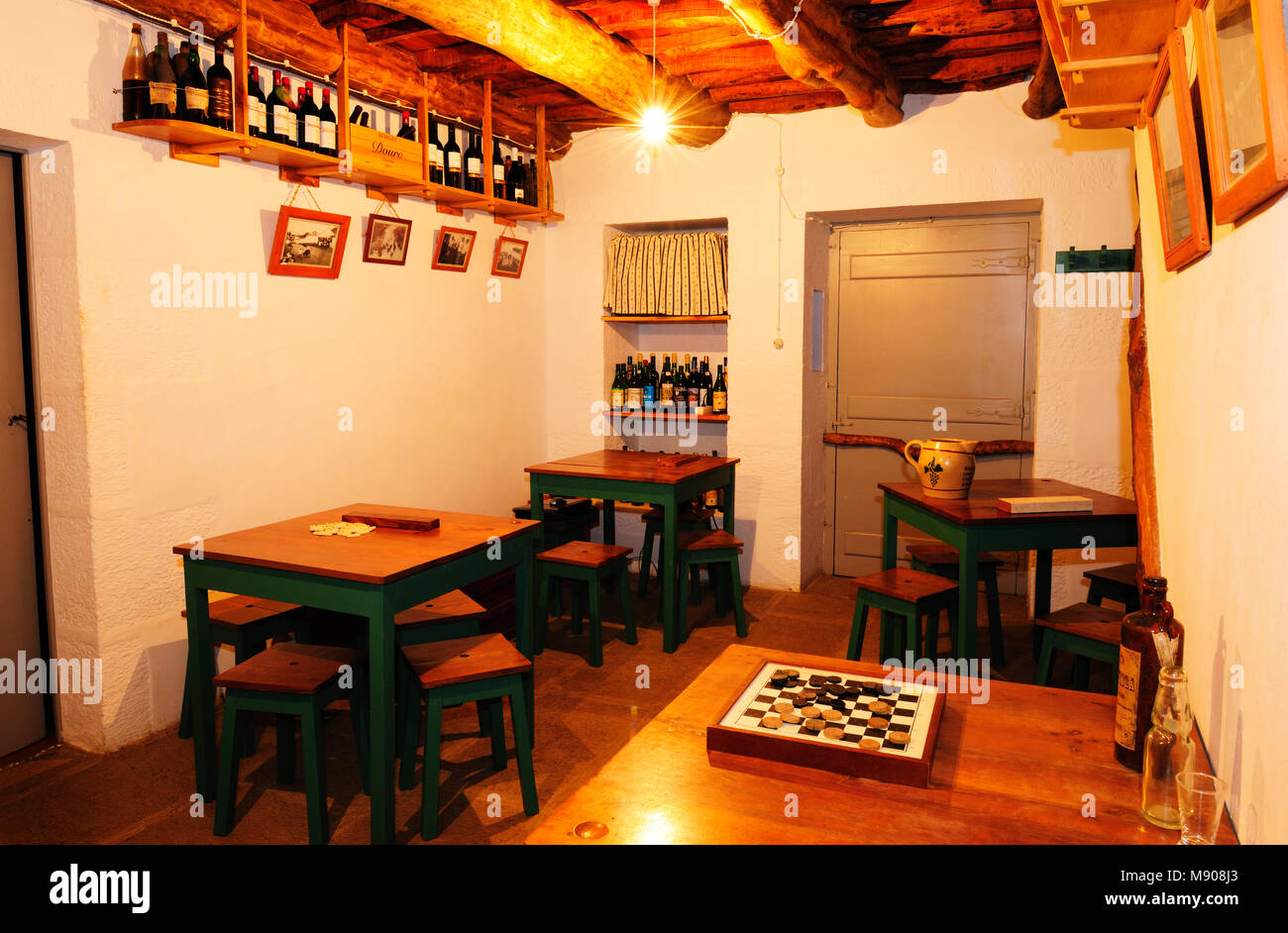 Taverna in Quinta do Martelo, un meravigliosamente rinnovato alloggi rurali con la fattoria. São Mateus, Terceira. Isole Azzorre, Portogallo Foto Stock