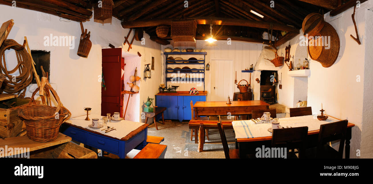 Il ristorante tradizionale di Quinta do Martelo, un meravigliosamente rinnovato alloggi rurali con la fattoria. São Mateus, Terceira. Isole Azzorre, Portogallo Foto Stock