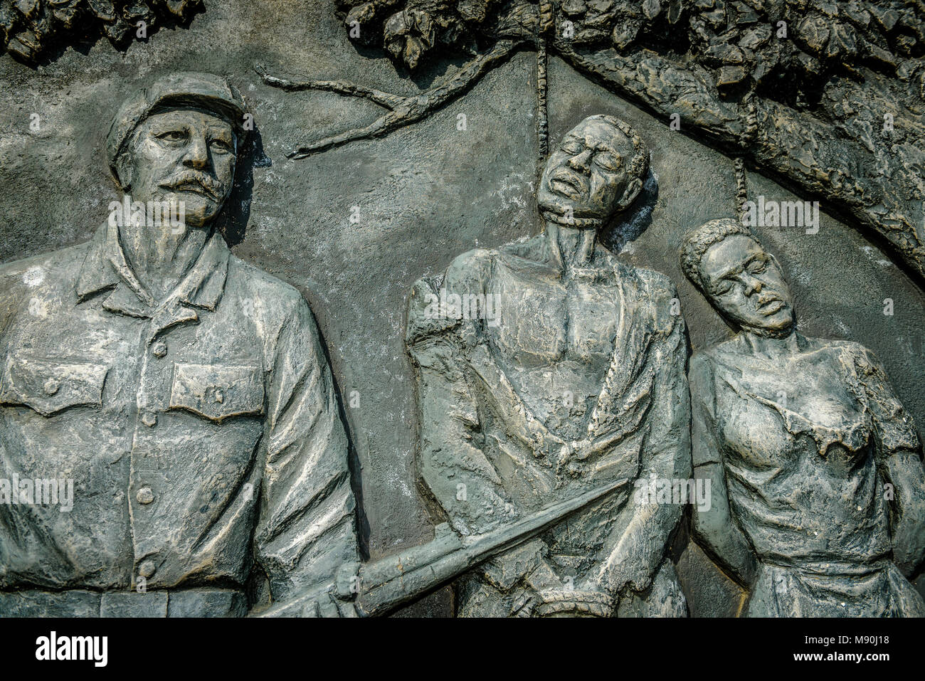 Un dettaglio da un memoriale di Windhoek in memoria del genocidio contro gli Herero e Nama popoli dal tedesco forze coloniali in Namibia Foto Stock