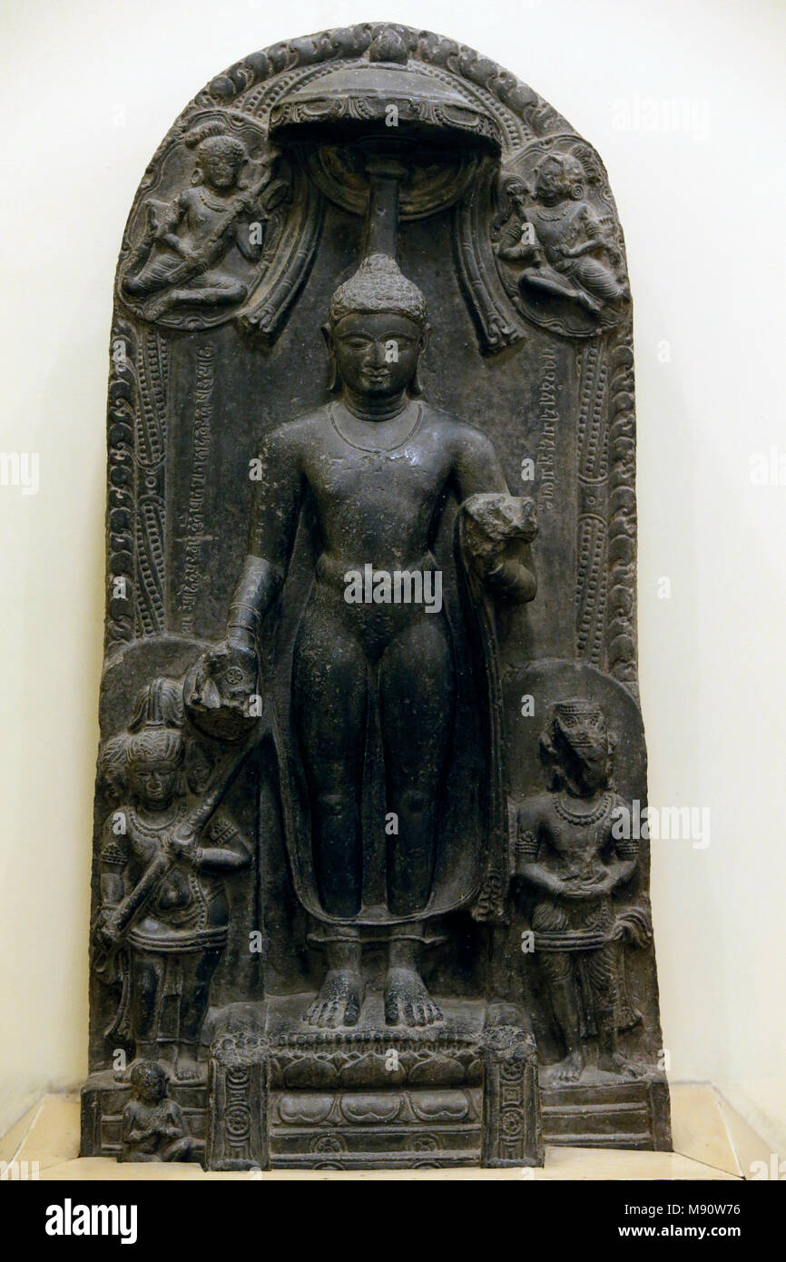 Museo Nazionale dell'India, New Delhi. La discesa del Buddha. Pala, xi secolo D.C. India orientale. La pietra. India. Foto Stock