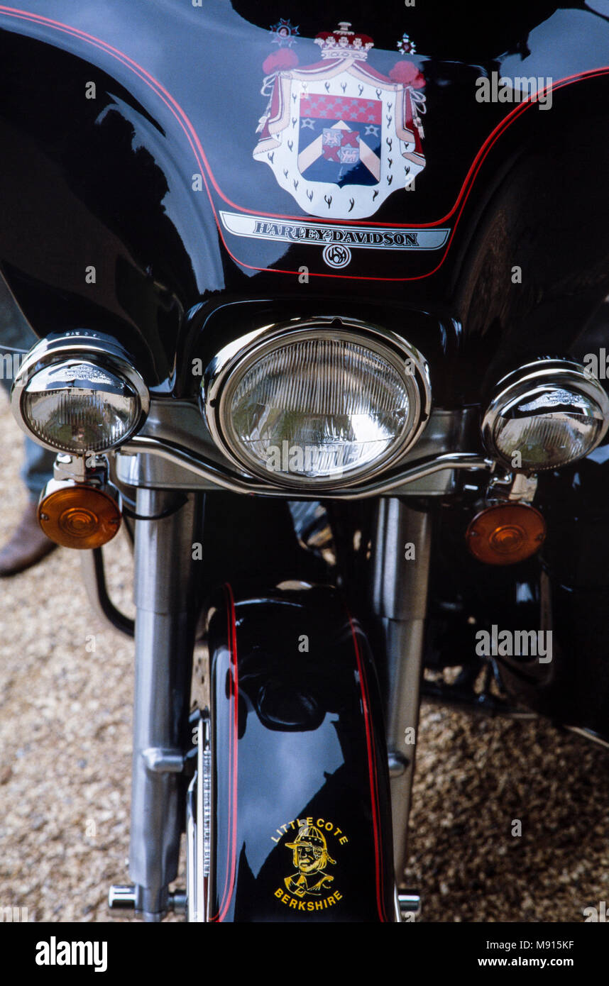 Peter de Savarys Harley Davidson Moto. Scene della Harley Davidson rally nella motivazione della Littlecote House, Berkshire, Inghilterra ion 30 settembre 1989. Il rally è stato ospitato da Pietro de Savary che possedeva la casa in quel momento. Foto Stock