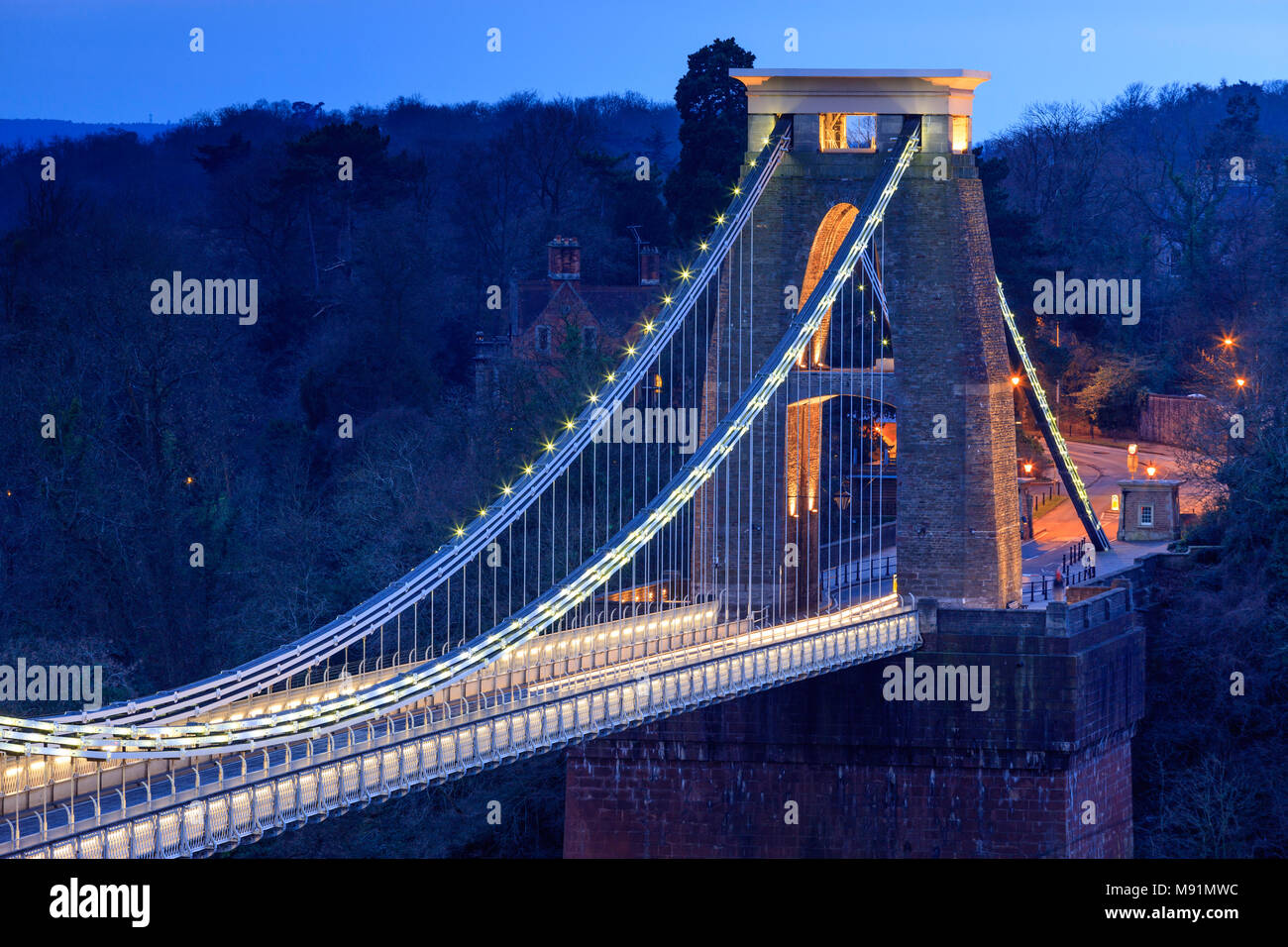Il ponte sospeso di Clifton Clifton Bristol Avon Inghilterra al crepuscolo Foto Stock